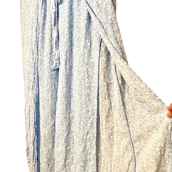 Blue Floral Wide-Leg Wrap Pants - Picture 4 of 4